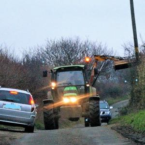 InkedHedge Cutting LI
