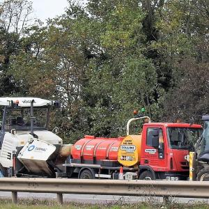 Road surfacing machinery 